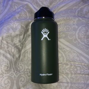 FORREST GREEN HYDRO FLASK